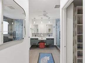 500 Cambridge Dr, Weston FL 33326