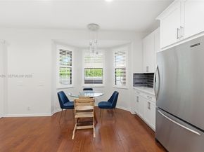 500 Cambridge Dr, Weston FL 33326