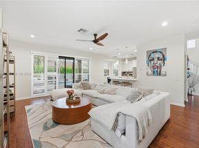 500 Cambridge Dr, Weston FL 33326