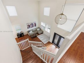 500 Cambridge Dr, Weston FL 33326