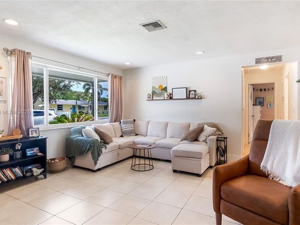 5103 SW 93rd Ave, Cooper City FL 33328