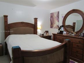 942 SW 8th Pl, Florida City FL 33034