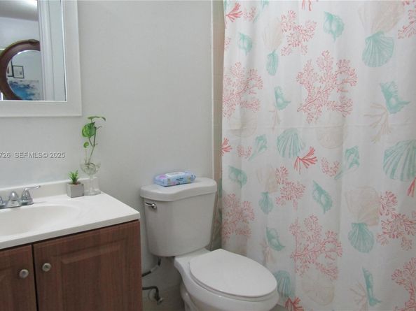 942 SW 8th Pl, Florida City FL 33034