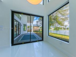 4547 SW 186th Way, Miramar FL 33029