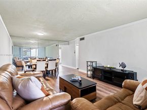 2851 Somerset Dr 415, Lauderdale Lakes FL 33311