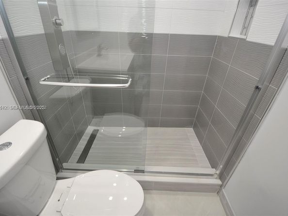 2030 S Ocean Dr 1504, Hallandale Beach FL 33009