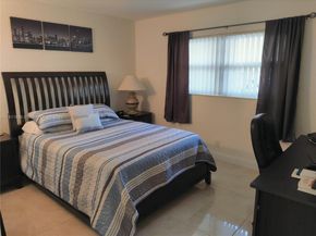 500 NE 12th Ave 102, Hallandale Beach FL 33009