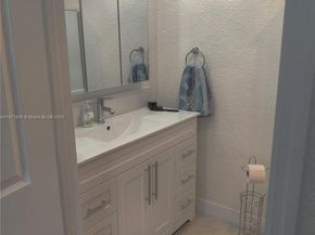 500 NE 12th Ave 102, Hallandale Beach FL 33009