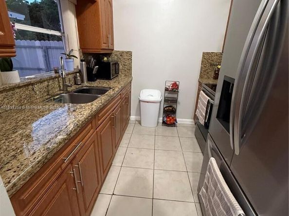 11958 SW 210th Ter, Miami FL 33177