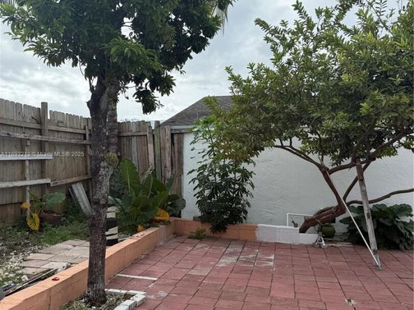11958 SW 210th Ter, Miami FL 33177