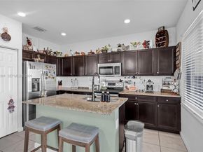 3747 NE 1st St, Homestead FL 33033