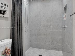 3747 NE 1st St, Homestead FL 33033