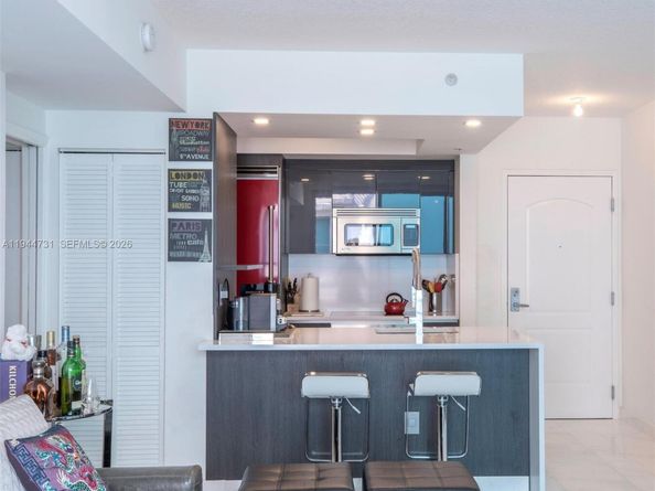 110 Washington Ave 1722, Miami Beach FL 33139
