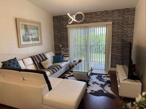 15400 SW 284th St 1308, Homestead FL 33033