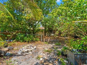 2433 NW 20th St, Fort Lauderdale FL 33311