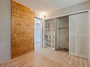2433 NW 20th St, Fort Lauderdale FL 33311