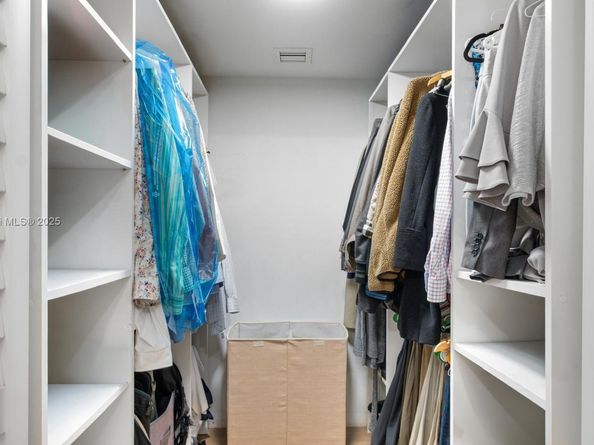 7320 N Devon Dr 101, Tamarac FL 33321