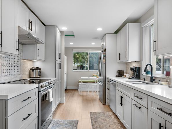 7320 N Devon Dr 101, Tamarac FL 33321