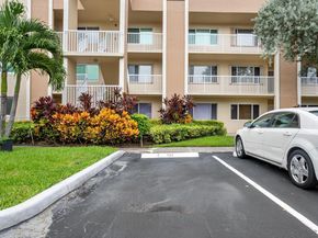 7320 N Devon Dr 101, Tamarac FL 33321