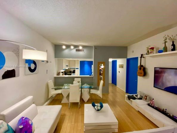 540 Brickell Key Dr 310, Miami FL 33131