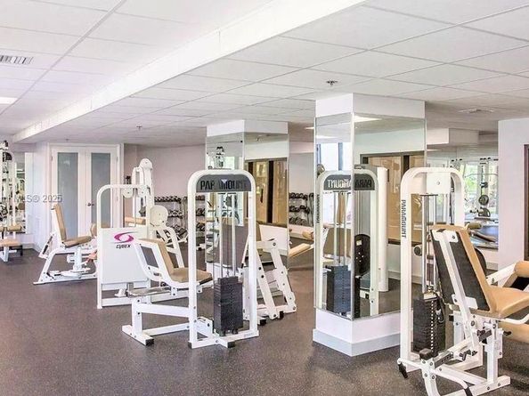 540 Brickell Key Dr 310, Miami FL 33131