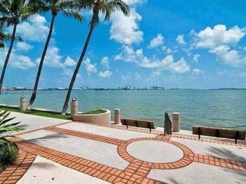 540 Brickell Key Dr