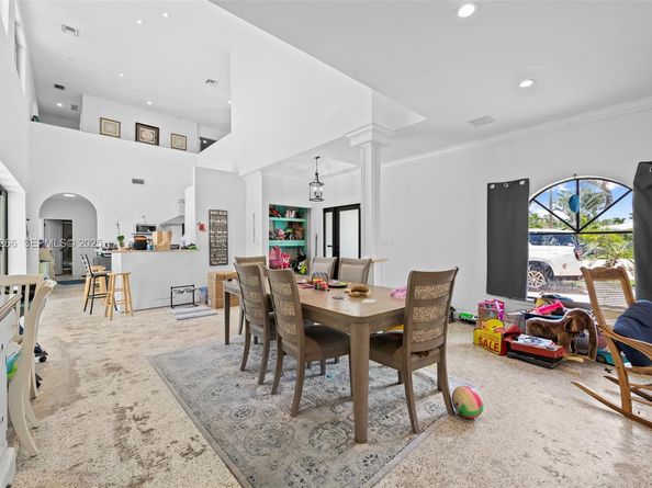 5900 NE 21st Ln, Fort Lauderdale FL 33308