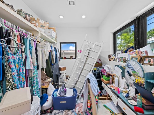 5900 NE 21st Ln, Fort Lauderdale FL 33308