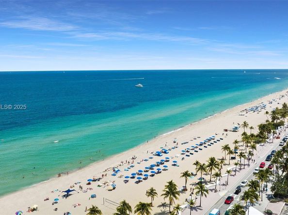 5900 NE 21st Ln, Fort Lauderdale FL 33308