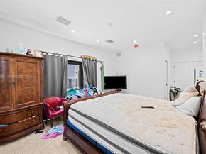 5900 NE 21st Ln, Fort Lauderdale FL 33308