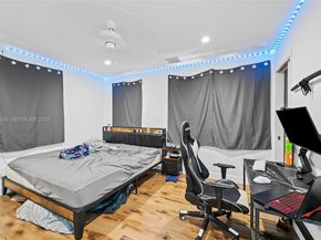 5900 NE 21st Ln, Fort Lauderdale FL 33308