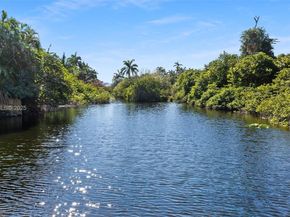 5900 NE 21st Ln, Fort Lauderdale FL 33308