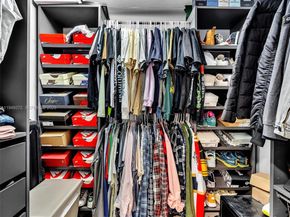 16565 NE 26th Ave 4E, North Miami Beach FL 33160