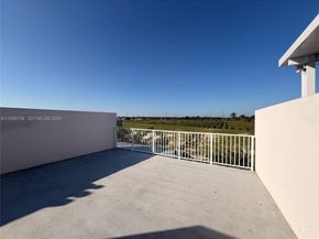 25823 SW 145th Ave, Homestead FL 33032