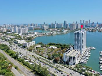 17301 Biscayne Blvd