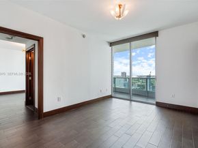 900 Biscayne Blvd 3502, Miami FL 33132