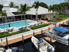 160 Cypress Club Dr 608, Pompano Beach FL 33060