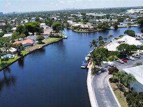 160 Cypress Club Dr 608, Pompano Beach FL 33060