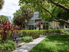 619 NE 14th Ave 507, Hallandale Beach FL 33009