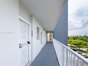 619 NE 14th Ave 507, Hallandale Beach FL 33009