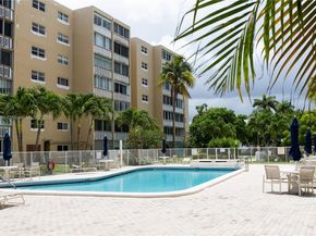 619 NE 14th Ave 507, Hallandale Beach FL 33009