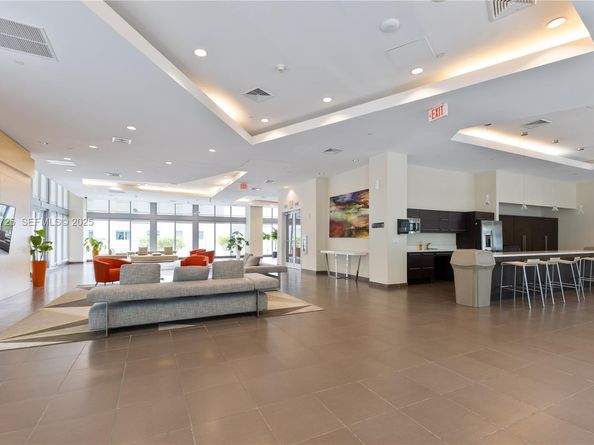 1111 SW 1st Ave 2614N, Miami FL 33130