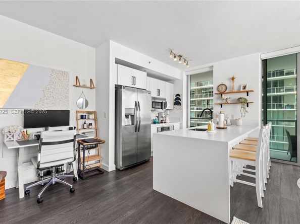 1111 SW 1st Ave 2614N, Miami FL 33130