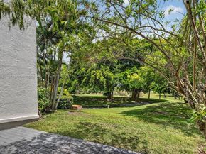 6161 SW 90th Ct G2, Miami FL 33173