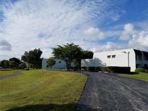 6161 SW 90th Ct G2, Miami FL 33173