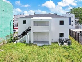 1814 NW 2nd Ct, Miami FL 33136