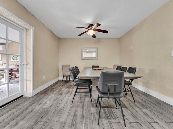 10350 SW 30th St, Miami FL 33165