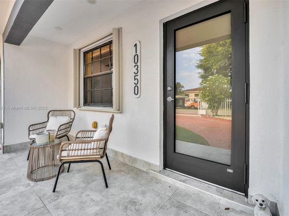 10350 SW 30th St, Miami FL 33165