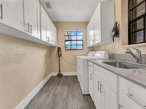 10350 SW 30th St, Miami FL 33165