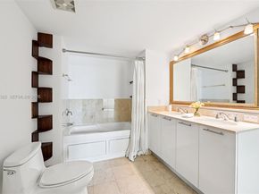 1800 N Bayshore Dr 2811, Miami FL 33132